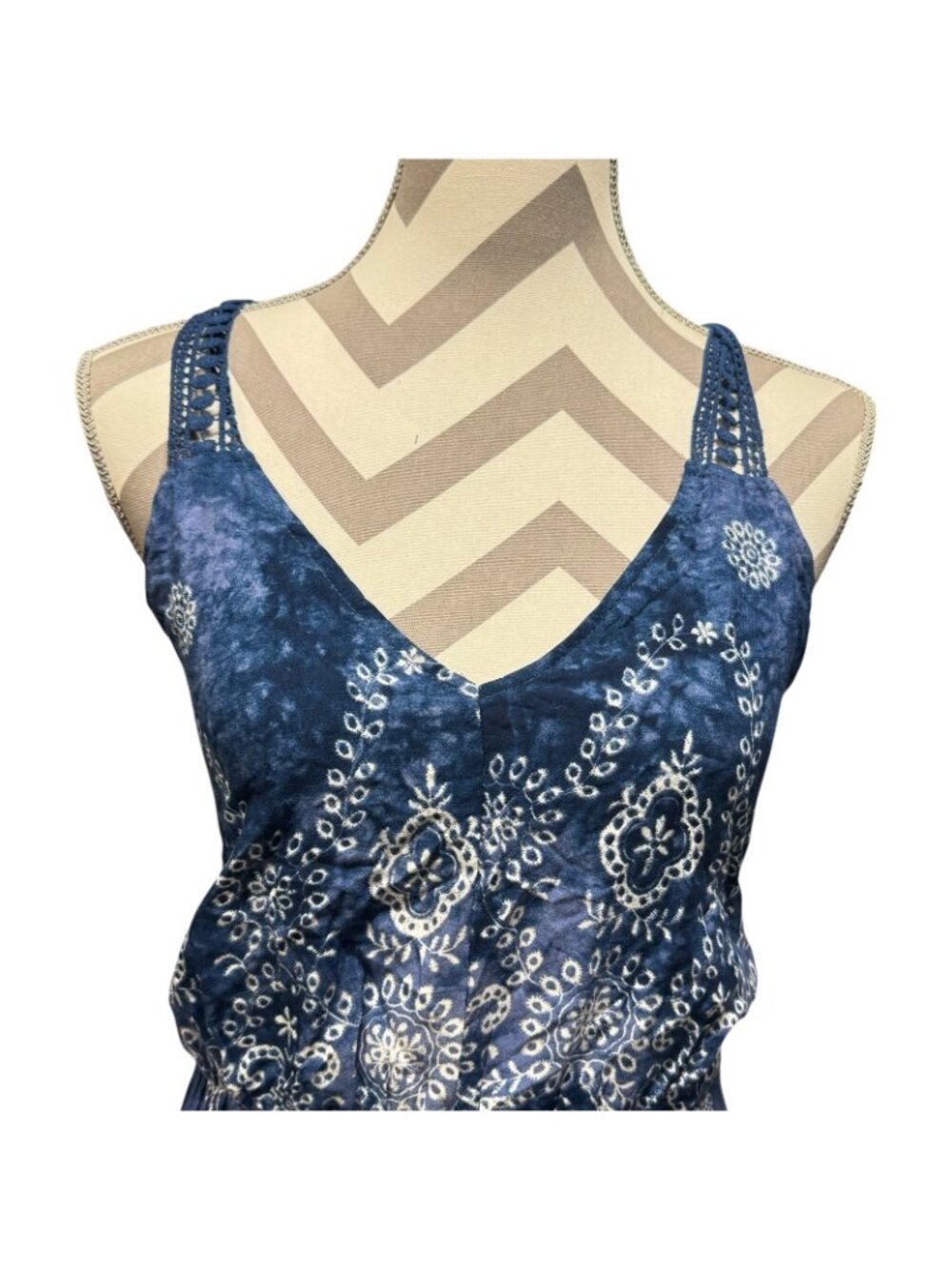 Leshop Blue and White Dress - NEW with tags - Spaghetti Straps - Women's Size LG - Picture 3 of 6